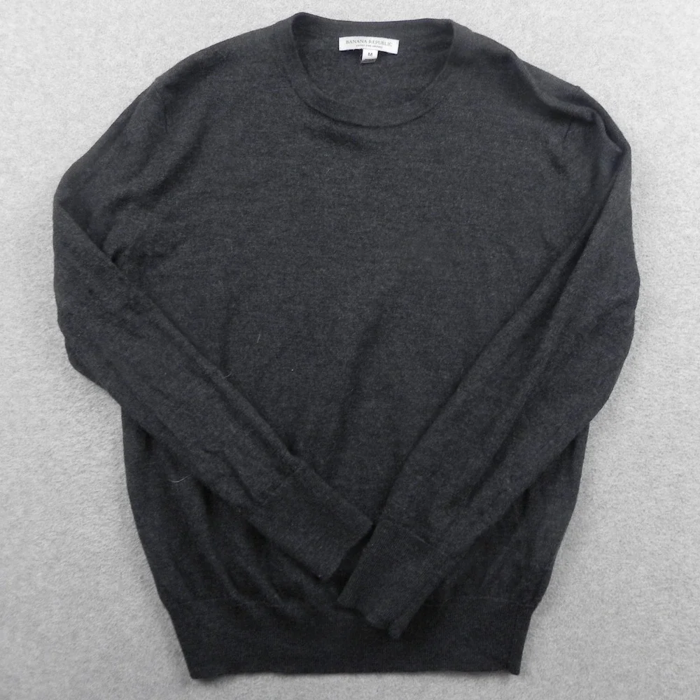 Banana Republic Sweater Mens Medium Merino Wool Crew Neck Charcoal Gray Pullover